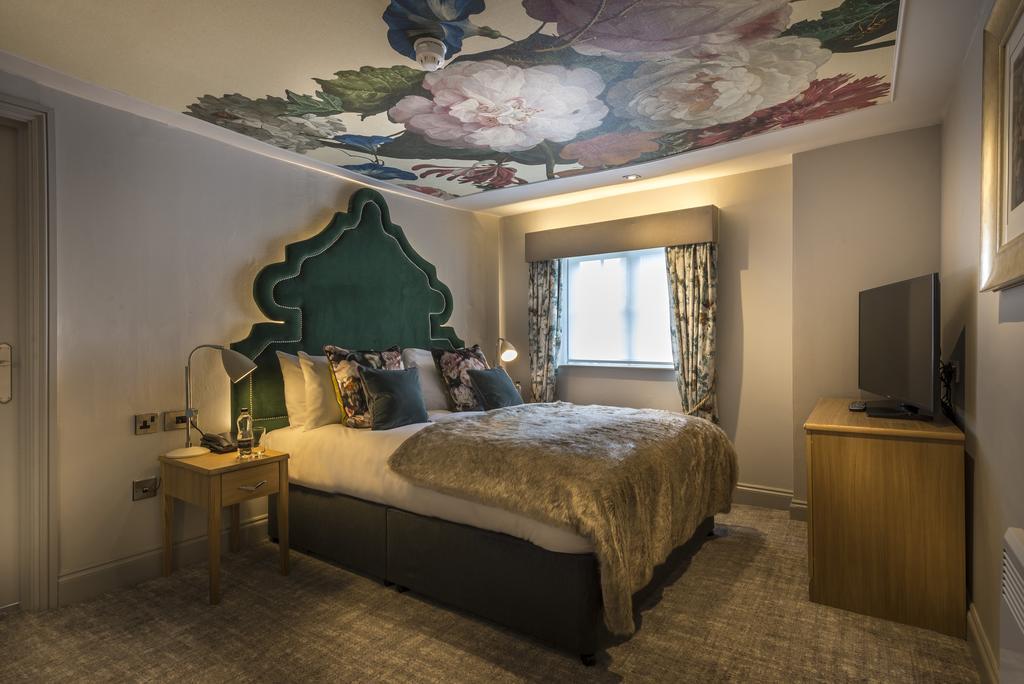 The Three Swans Hotel, Hungerford, Berkshire Exteriér fotografie