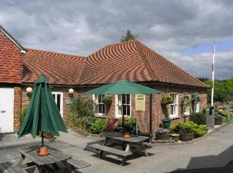 The Three Swans Hotel, Hungerford, Berkshire Exteriér fotografie